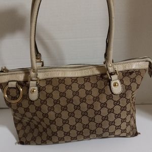 💯% Authentic GUCCI BAG